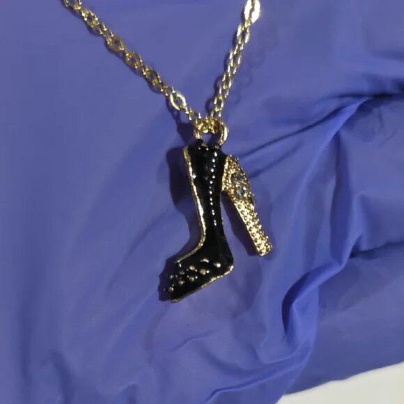 Gold & Black High Heel Stiletto Pendant Necklace – Fashion Charm Jewelry Women - Picture 3 of 7
